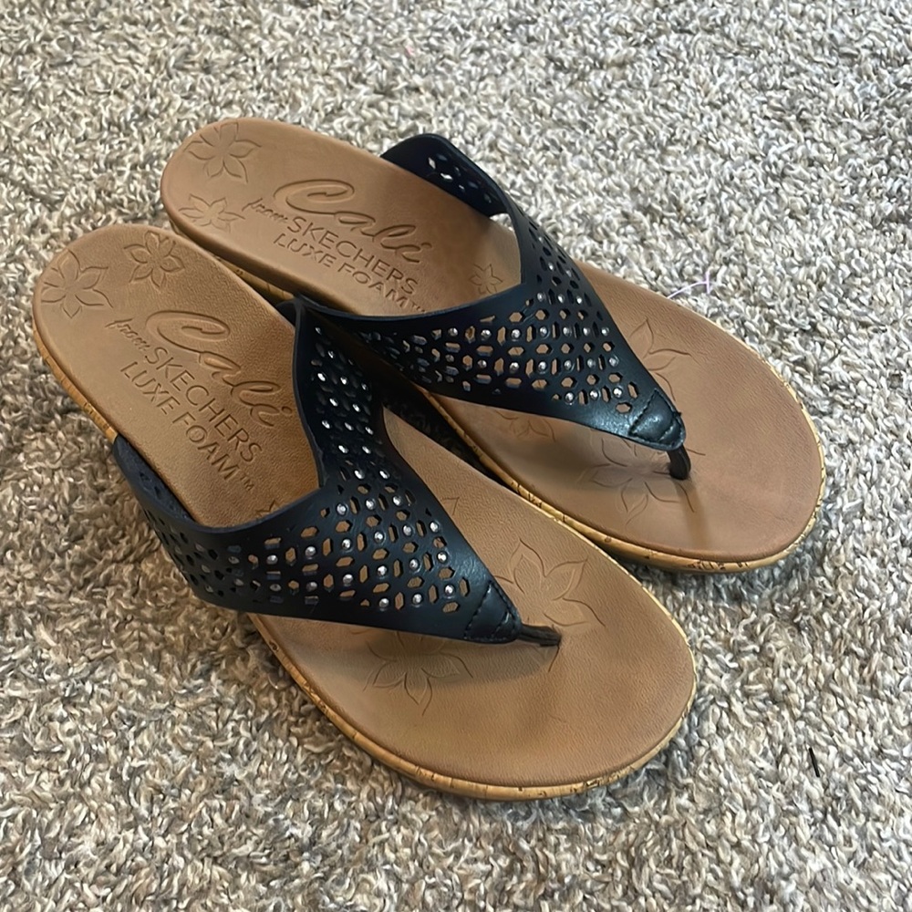 Fabulous Skechers Hotshot Cali Wedge Sandals UK6 Black Diamante embellished AW001 main image 0